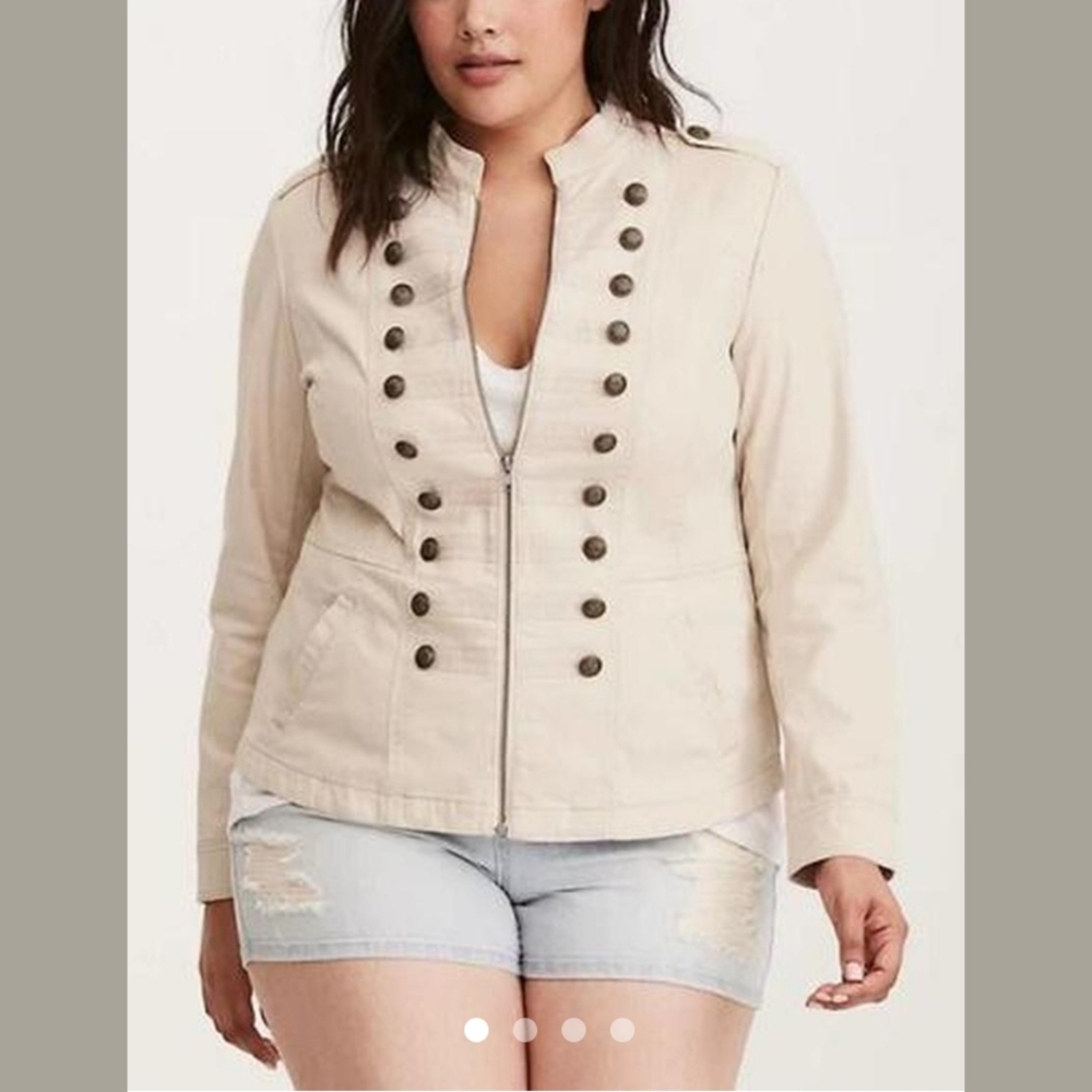 Military Jacket w/Pockets